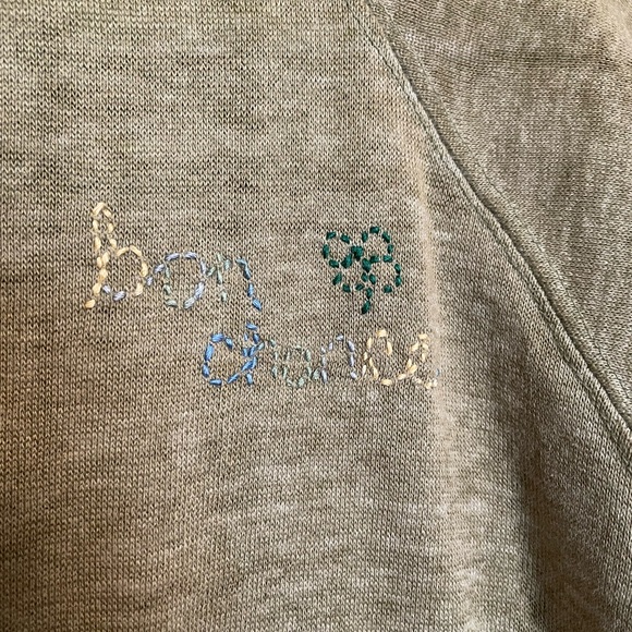 Vintage Olive Green Sweatshirt w/Hand Embroidery - BON CHANCE - Picture 2 of 5